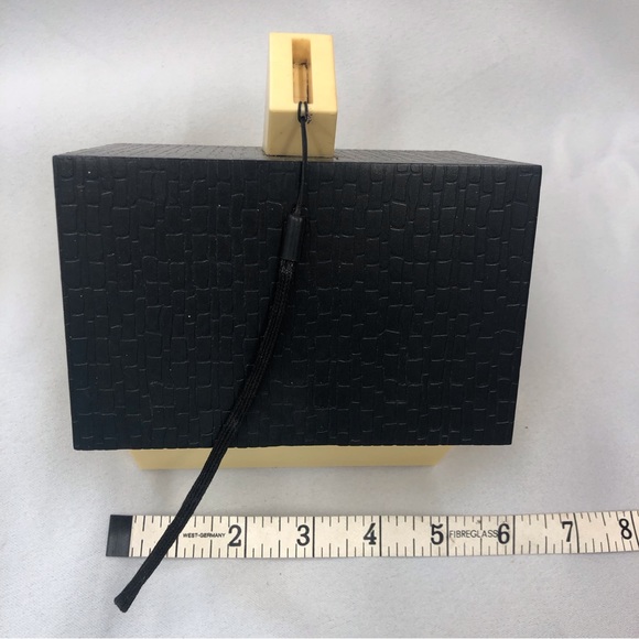 Ankuwa Ultra Sonic Bark Control Device Bird House - Picture 7 of 14